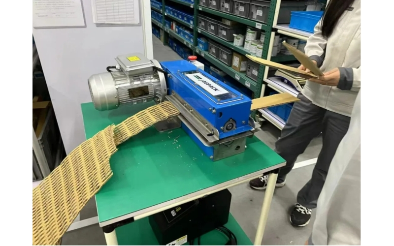 廢紙箱&ne;廢品,JP300紙板緩沖機讓它變身高質量緩沖材料！