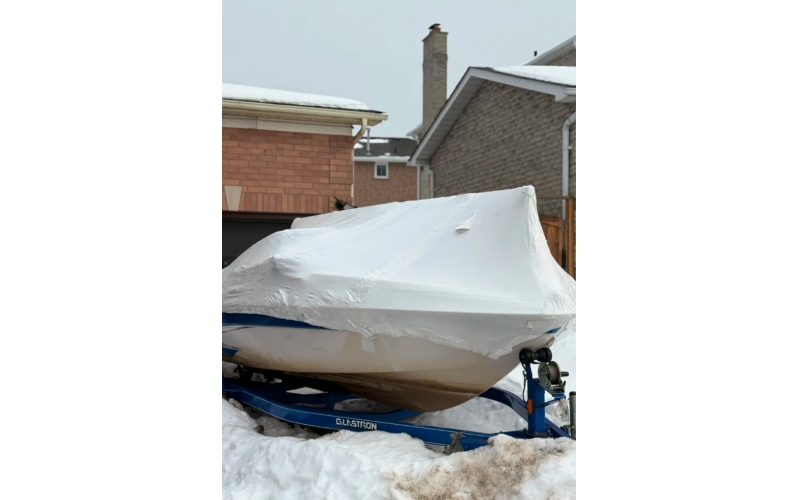 冬季船只存儲指南：專業(yè)熱收縮包裝，讓您的愛船無懼冰雪，煥新啟航！