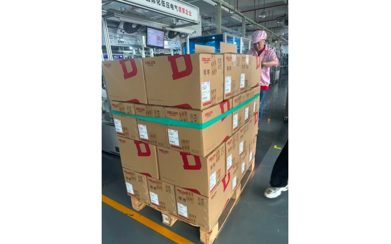 天然橡膠捆綁帶 vs. 手工纏繞膜：工廠內(nèi)部周轉(zhuǎn)中的應用對比